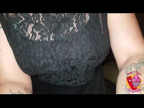 ❤️ Slutty မိထွေးက သူ့ကို blowjob နှင့် စပိန်ကို ပေးသည်။ ❤❌ Sluts မှာ ငါတို့မှာ